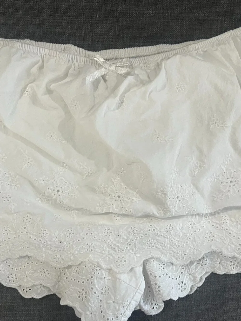 Womens Medium White Eyelet Mini Skort